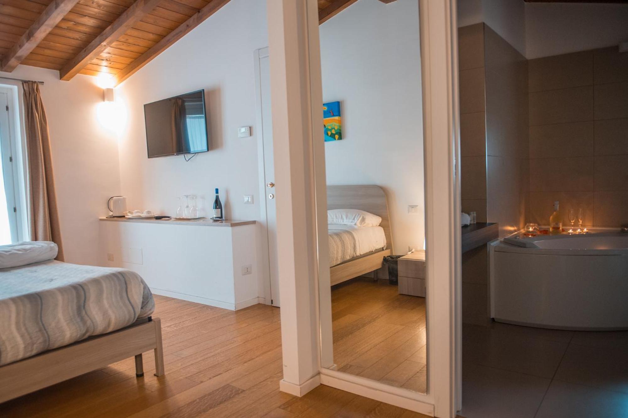 Tulliani Residenze Matera Bed & Breakfast Bagian luar foto